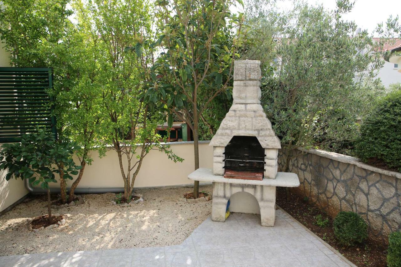 Apartman Alica Srima Vodice Ngoại thất bức ảnh