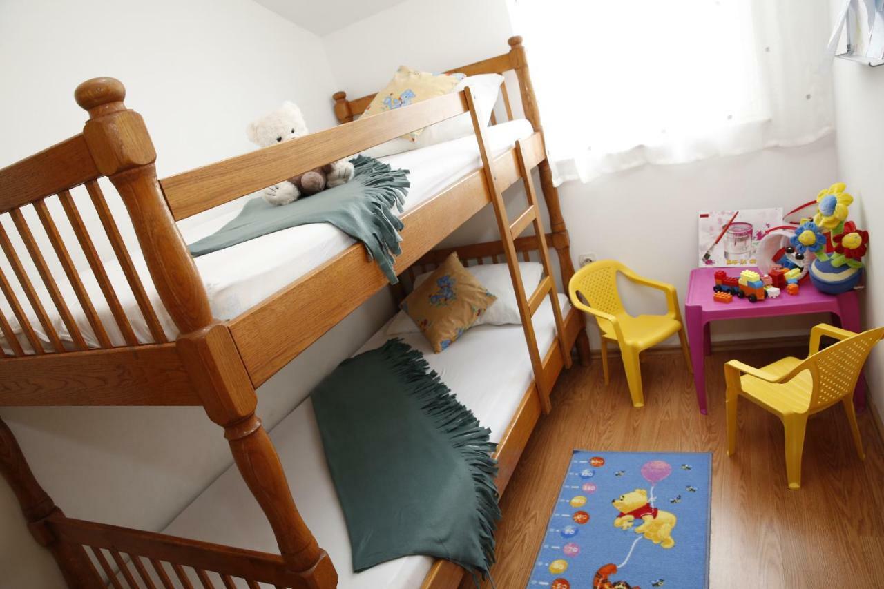 Apartman Alica Srima Vodice Ngoại thất bức ảnh