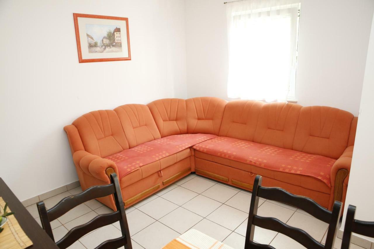 Apartman Alica Srima Vodice Ngoại thất bức ảnh